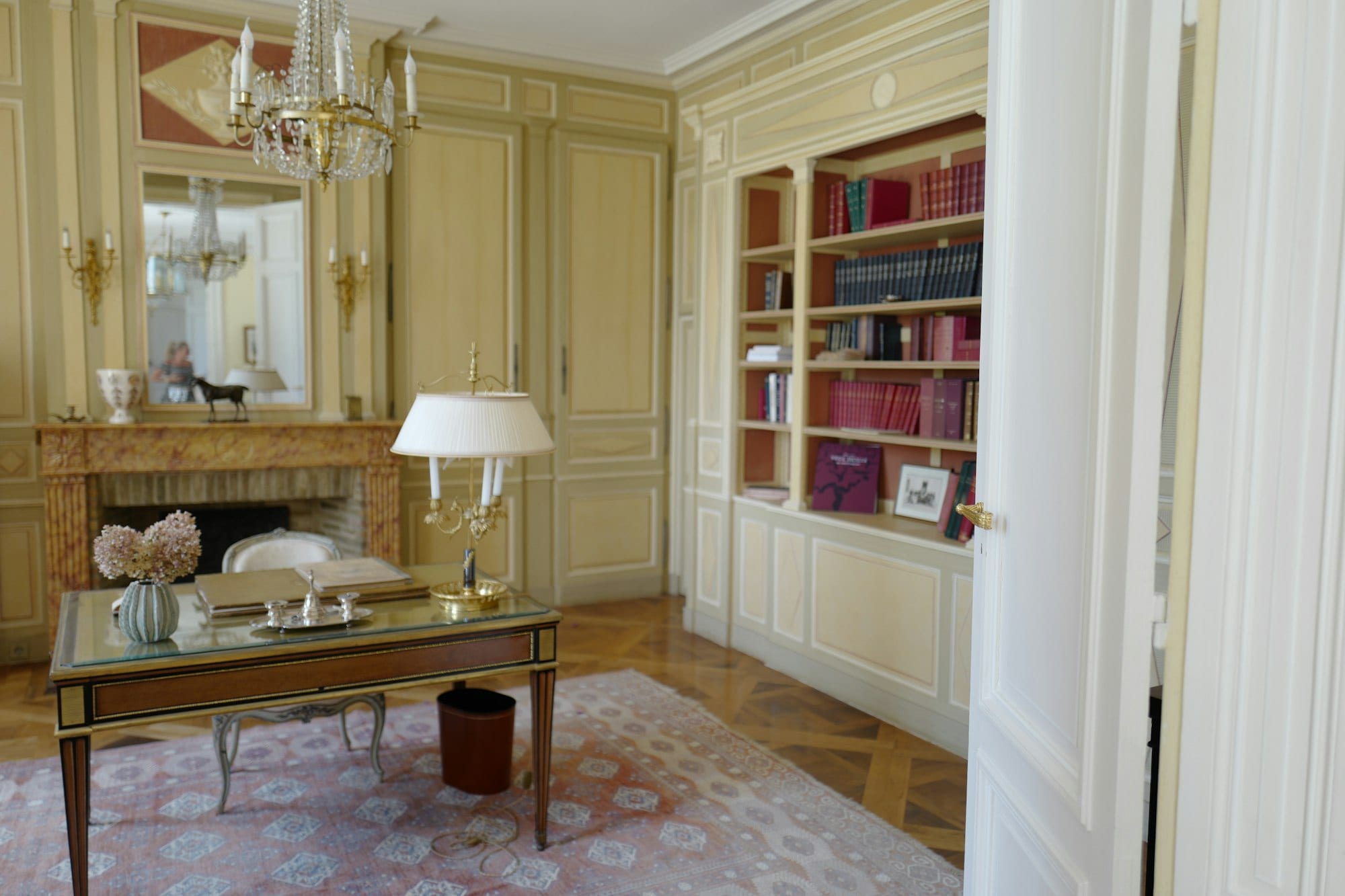 Appartement parisien, boiseries et parquet